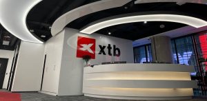 XTB Expands Reach Through SSC Napoli Sponsorship Deal
